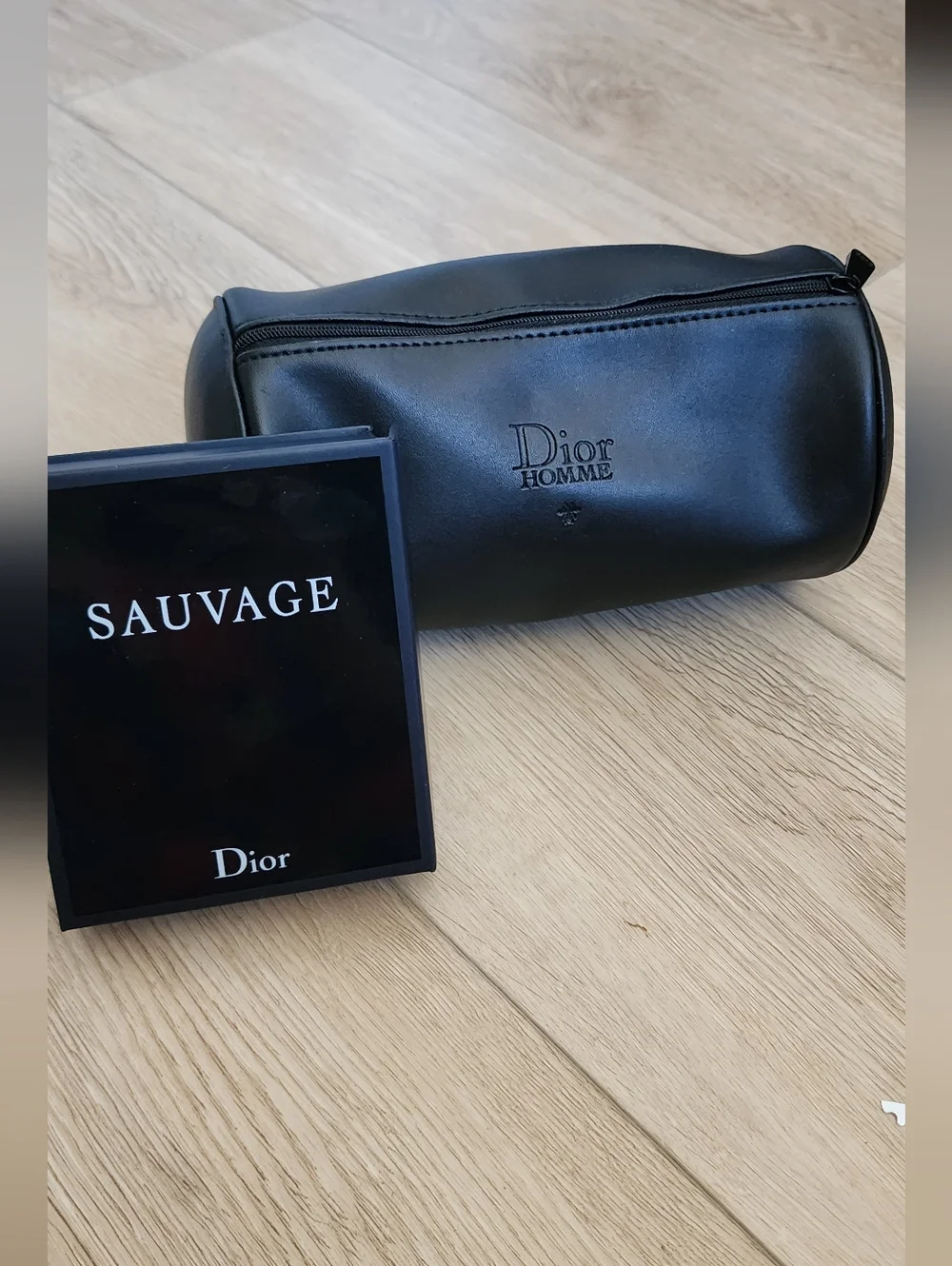 New Dior Homme Men Pouch Toiletry Leather Pouch Bag + 2 Pcs Travel Gift Set - Picture 2 of 6